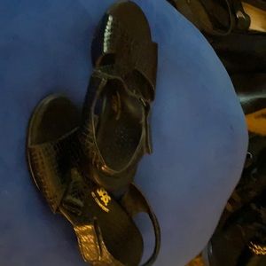 SAS faux crocodile front 1/2” heals clean shoes